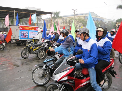 Lễ Phát động và Ra quân tháng thanh niên năm 2012